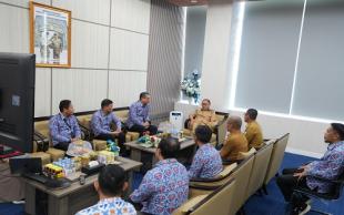 Pemprov Siapkan Regulasi Bantuan Rp 2 Juta per KK