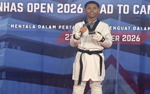 Kenalkan, Dzaka Alkarim Dhiaulhaq, Siswa SMA 1 Mamuju Peraih Medali Emas di Unhas Open 2026