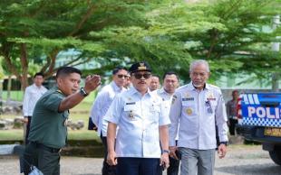 Suhardi Duka Tinjau Kesiapan Retret Pemprov Sulbar 2025